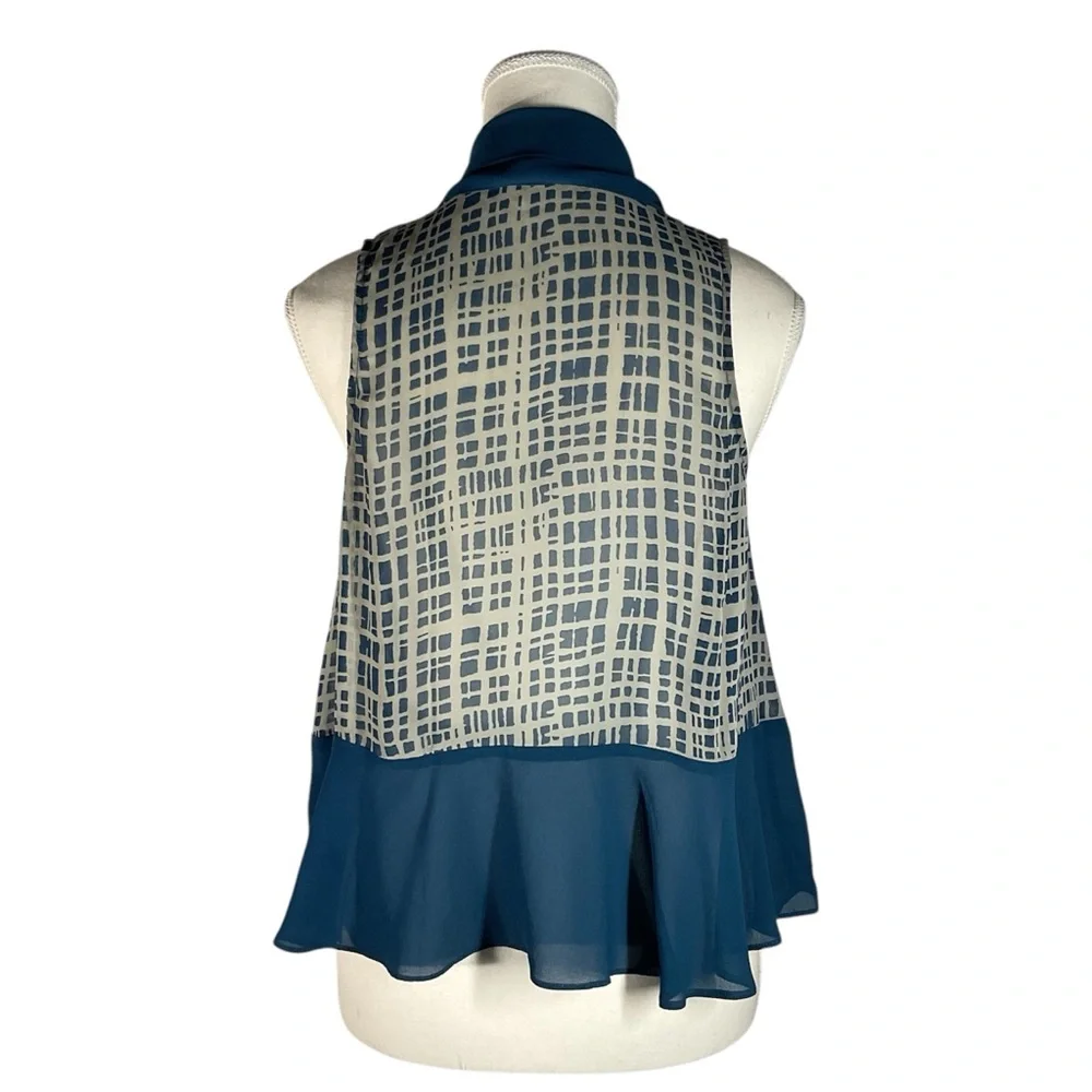 Naked Zebra Blue Sleeveless Blouse - Picture 5 of 8